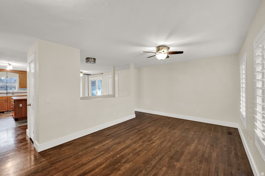 11545 S HAGAN RD Sandy, UT 84092