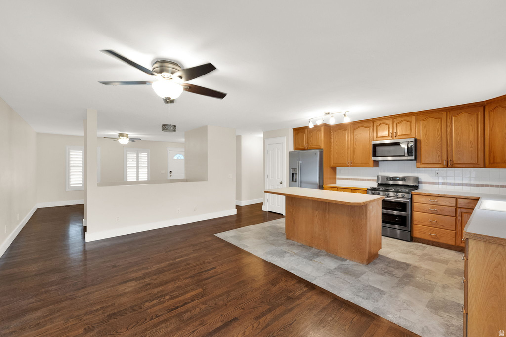 11545 S HAGAN RD Sandy, UT 84092