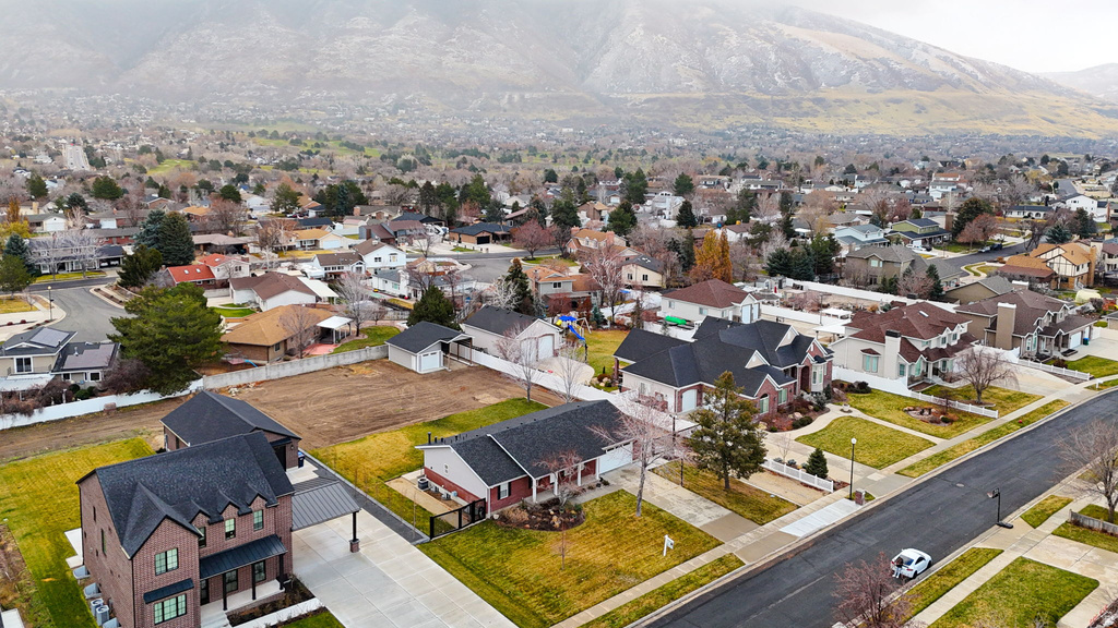 11545 S HAGAN RD Sandy, UT 84092