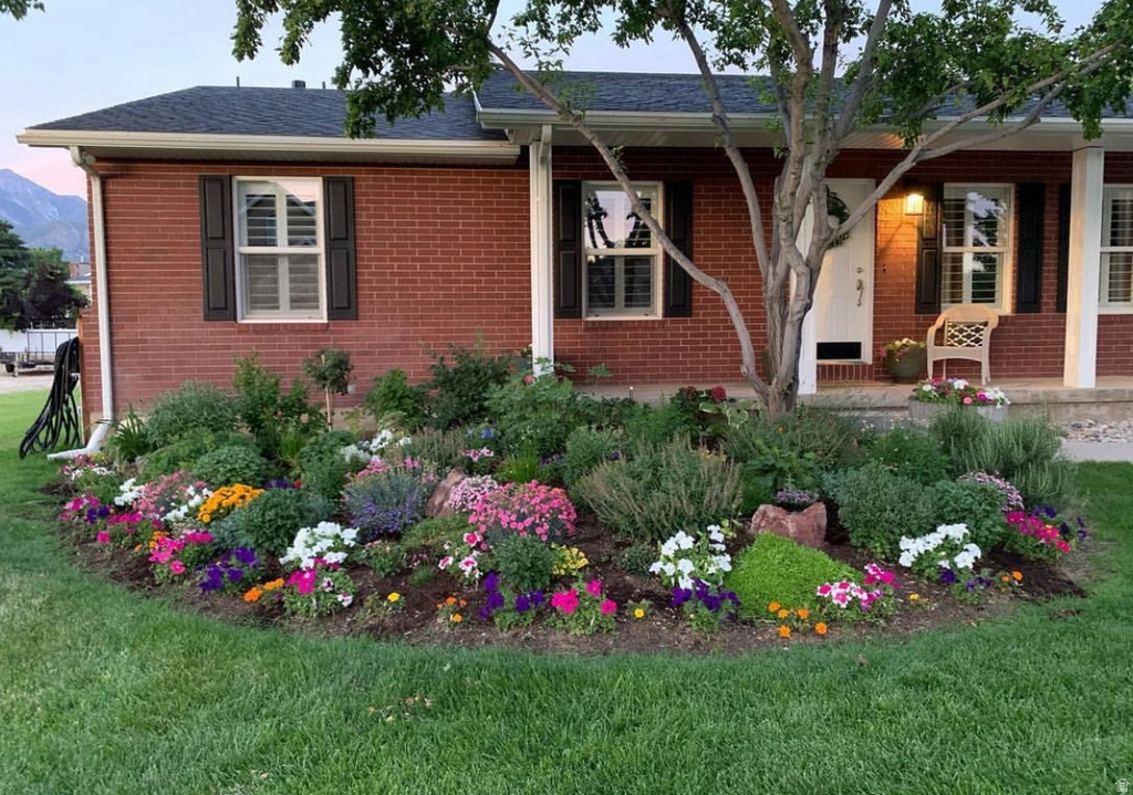 11545 S HAGAN RD Sandy, UT 84092