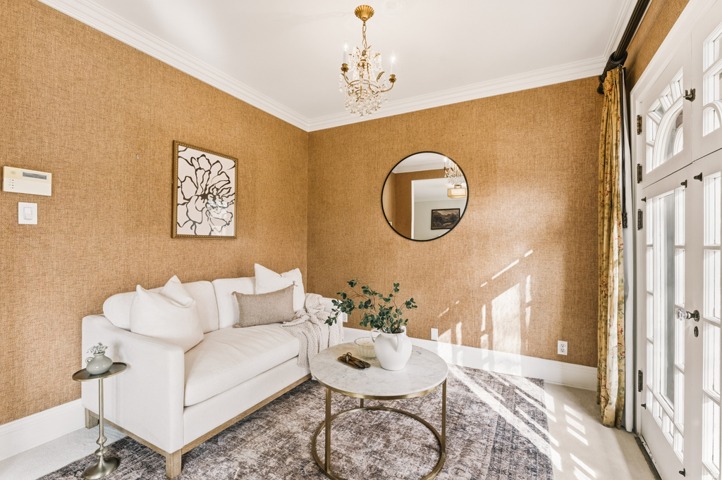 1401 E SIGSBEE AVE Salt Lake City, UT 84103