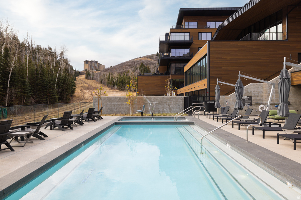 3267 W DEER HOLLOW RD #2402 Park City, UT 84060