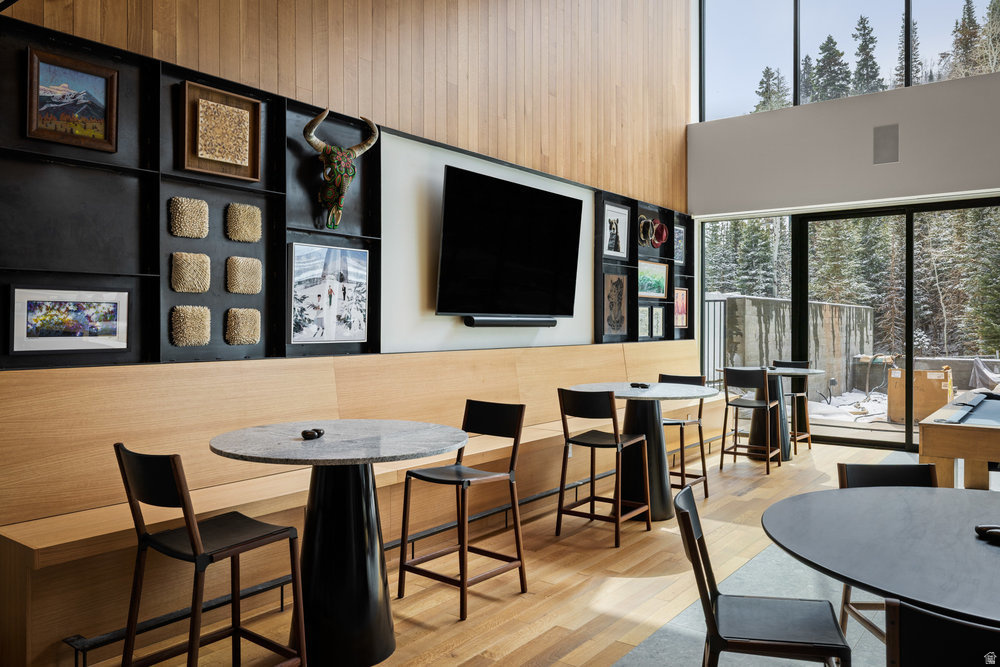 3267 W DEER HOLLOW RD #2402 Park City, UT 84060