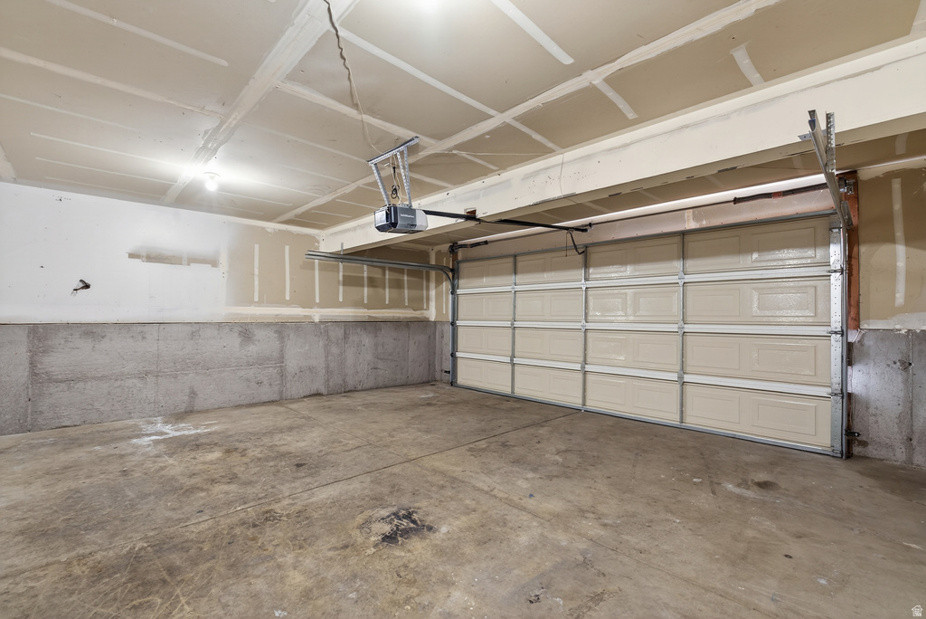 1169 N 490 E Tooele, UT 84074