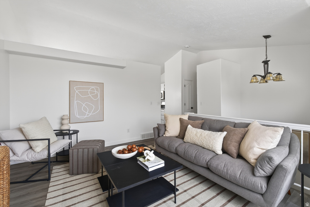 1169 N 490 E Tooele, UT 84074