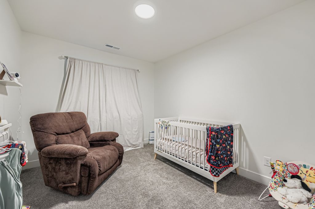 1028 N FREEMAN DR Saratoga Springs, UT 84045