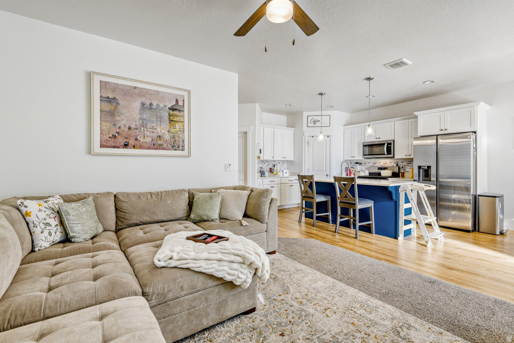 1028 N FREEMAN DR Saratoga Springs, UT 84045
