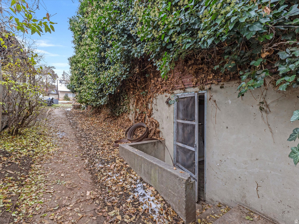 2848 HOLBROOK RD Bountiful, UT 84010