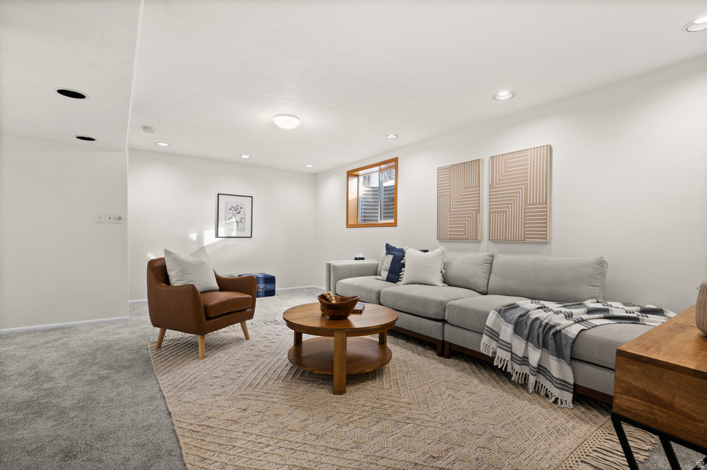 861 E DAISY AVE Sandy, UT 84094