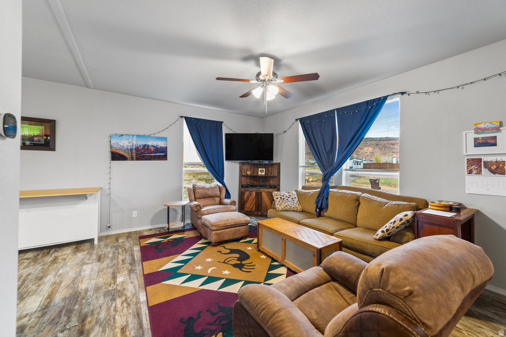 19 S ENTRADA CIR Moab, UT 84532