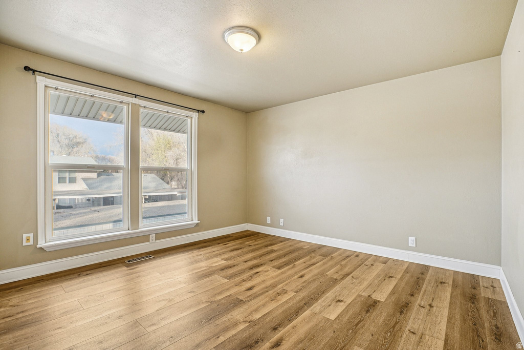 5993 S SULTAN CIR Salt Lake City, UT 84107