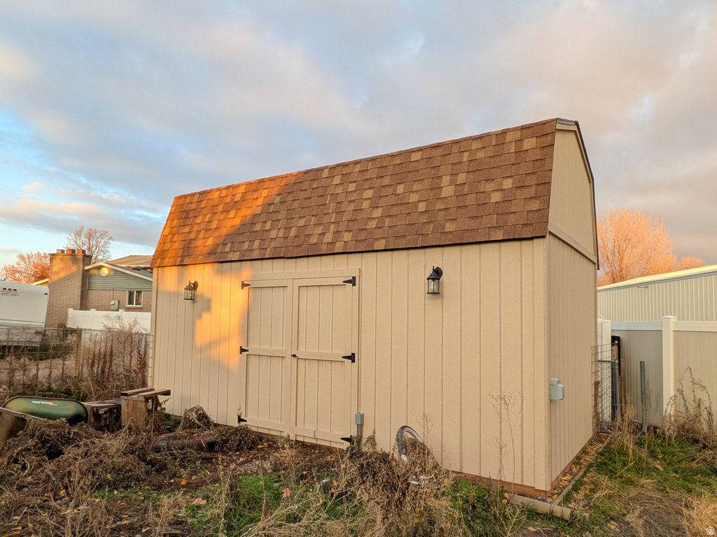 1413 S DAVID DR Syracuse, UT 84075