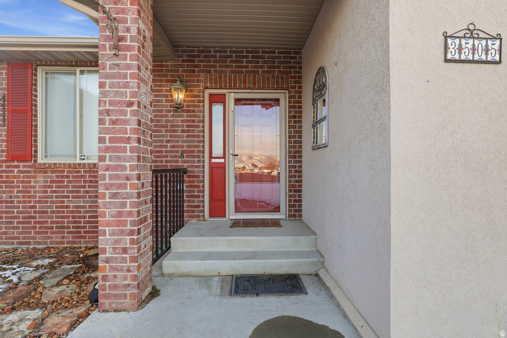 3505 W 2500 N Plain City, UT 84404