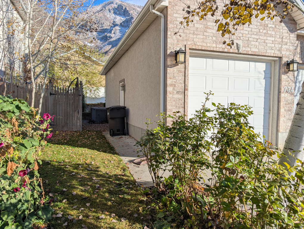 734 N HILLSDALE LN Provo, UT 84606