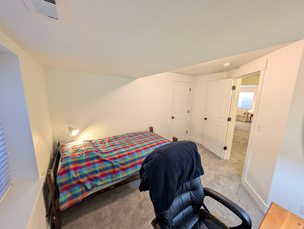 734 N HILLSDALE LN Provo, UT 84606