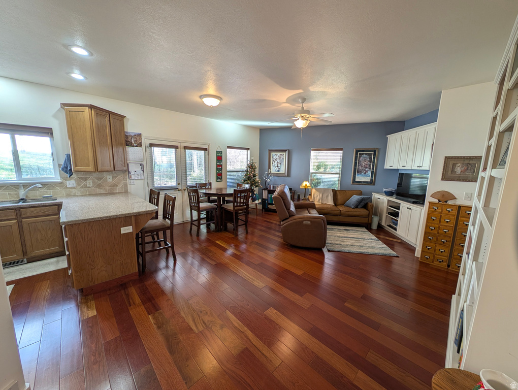 734 N HILLSDALE LN Provo, UT 84606