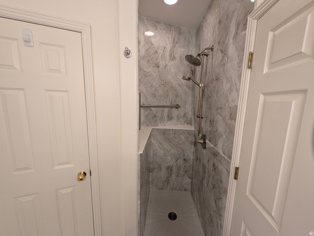 734 N HILLSDALE LN Provo, UT 84606