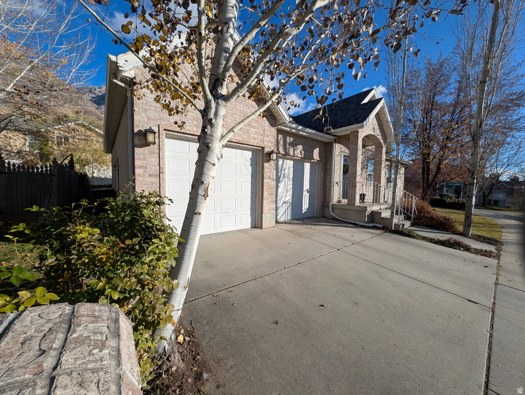 734 N HILLSDALE LN Provo, UT 84606
