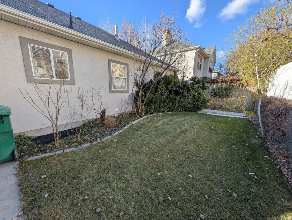 734 N HILLSDALE LN Provo, UT 84606