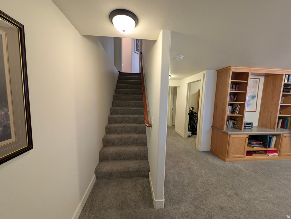 734 N HILLSDALE LN Provo, UT 84606