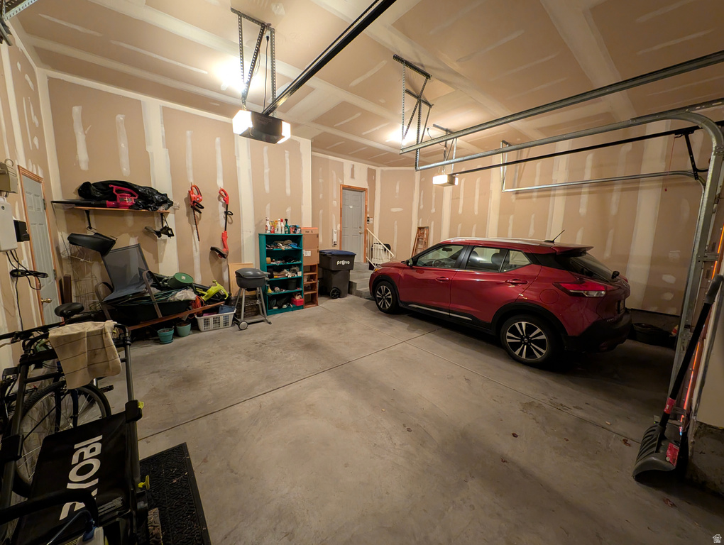 734 N HILLSDALE LN Provo, UT 84606