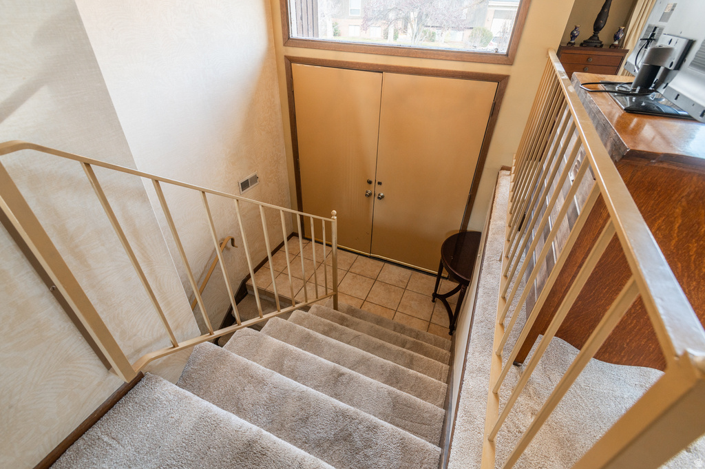 1590 E SPRING RUN DR Holladay, UT 84117