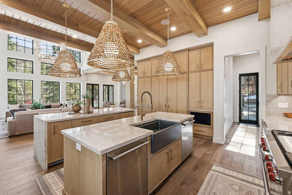 9271 N MILE 23 LN Sundance, UT 84604