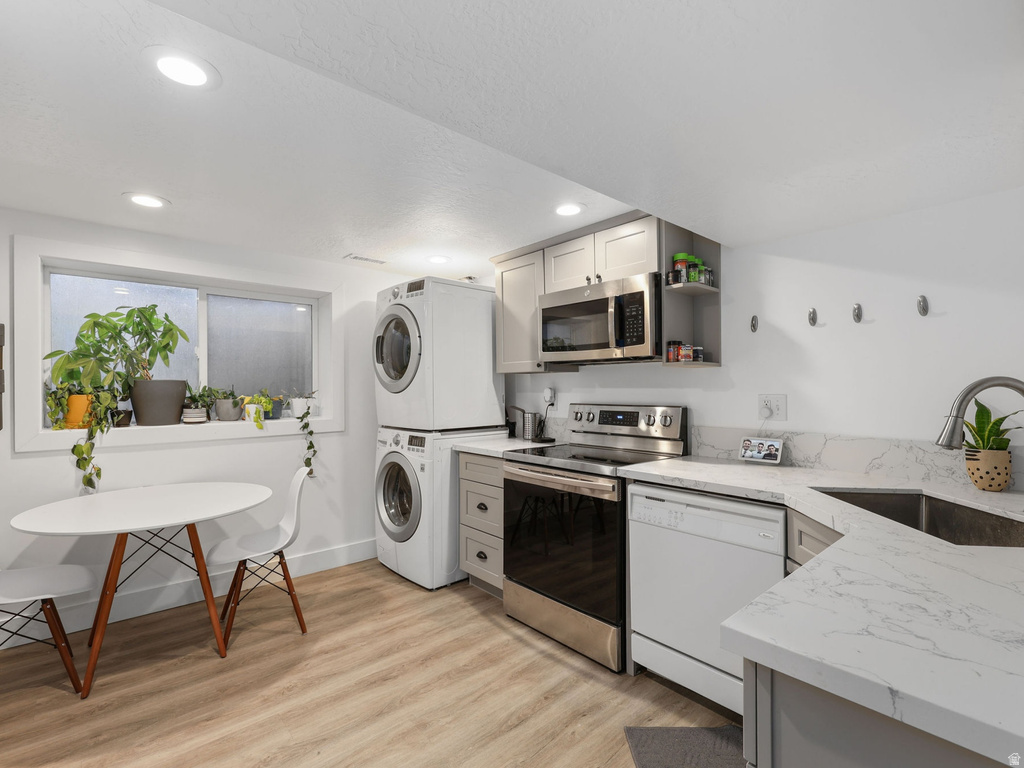 1893 W CASCADE DR Provo, UT 84604