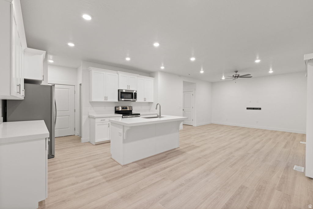 1532 E LYNX LN Eagle Mountain, UT 84005