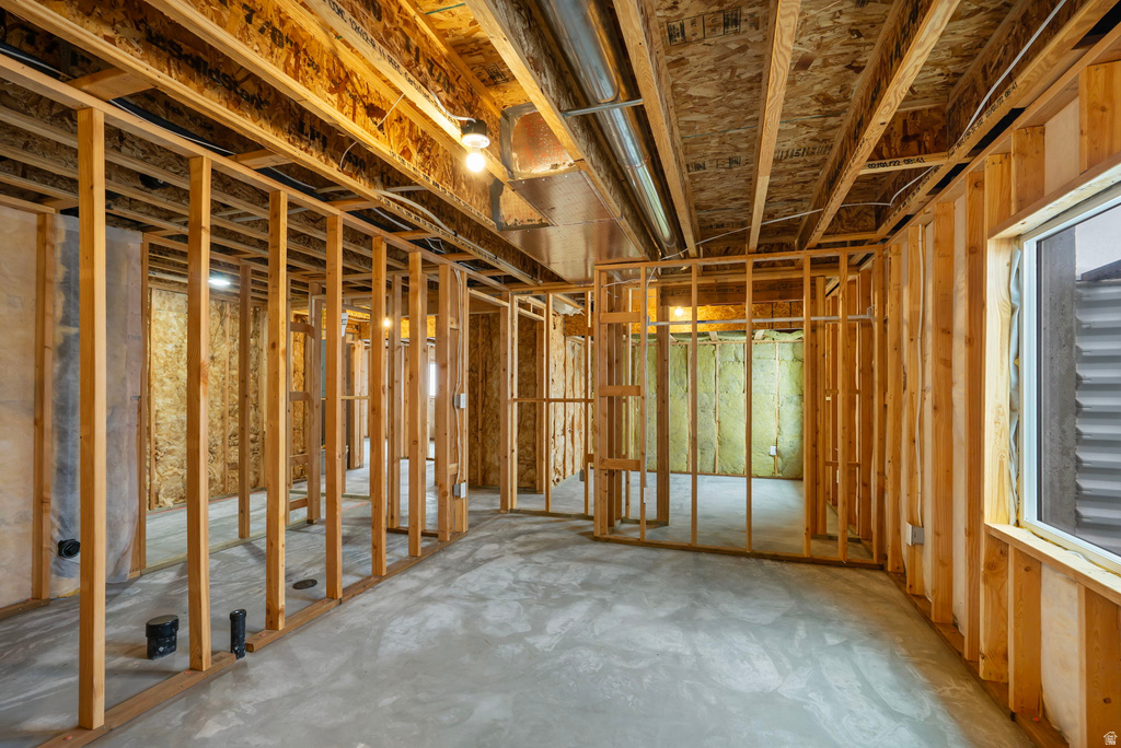 228 W 2370 N Tooele, UT 84074