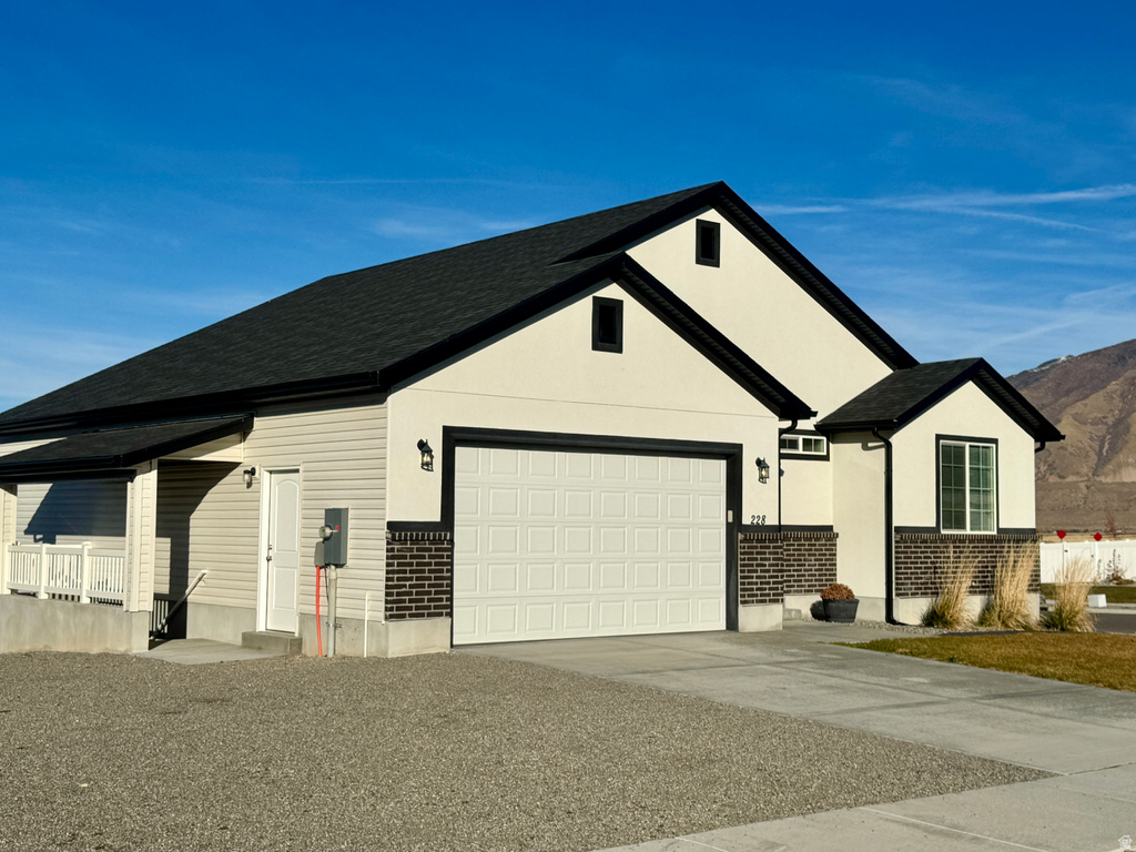 228 W 2370 N Tooele, UT 84074