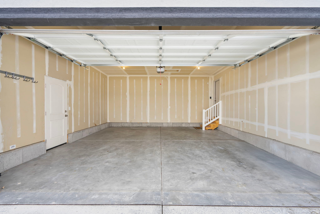 228 W 2370 N Tooele, UT 84074