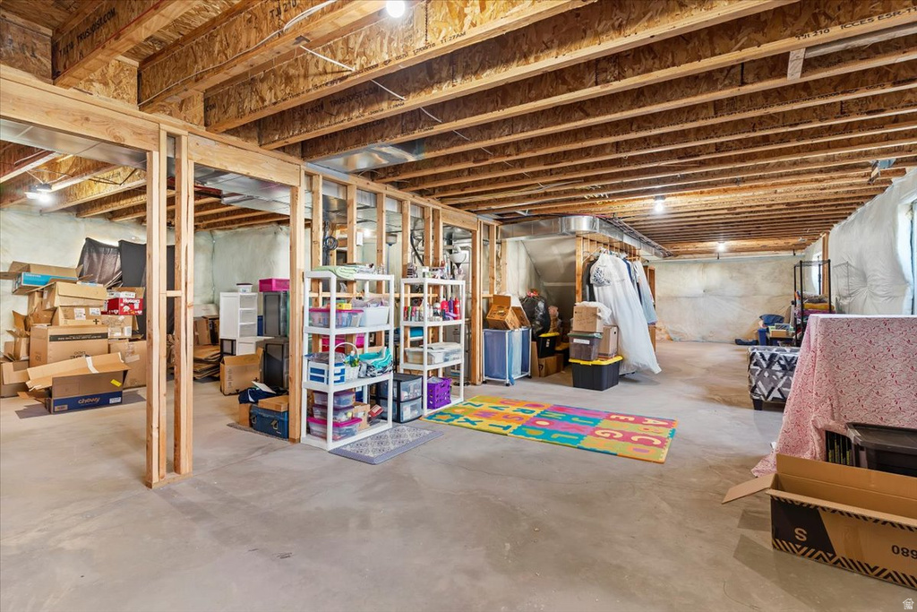 424 W 275 S Tremonton, UT 84337