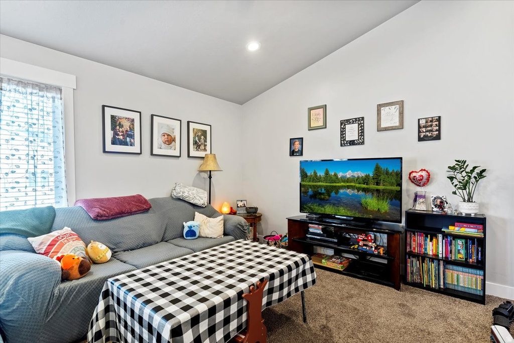 424 W 275 S Tremonton, UT 84337