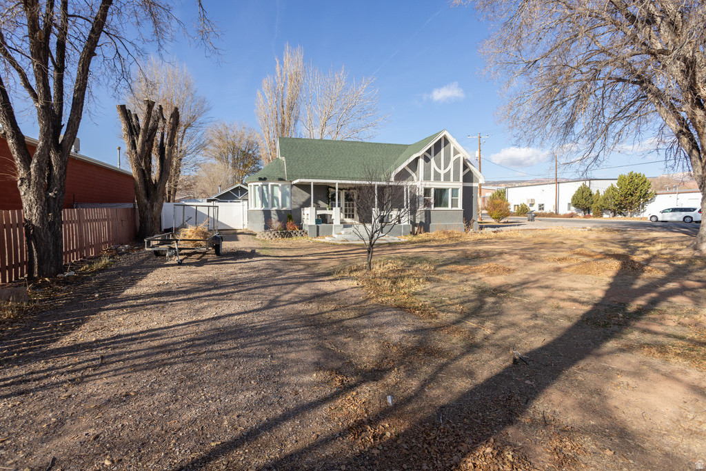 153 W 800 S Richfield, UT 84701