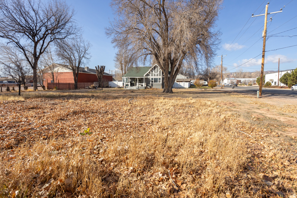 153 W 800 S Richfield, UT 84701