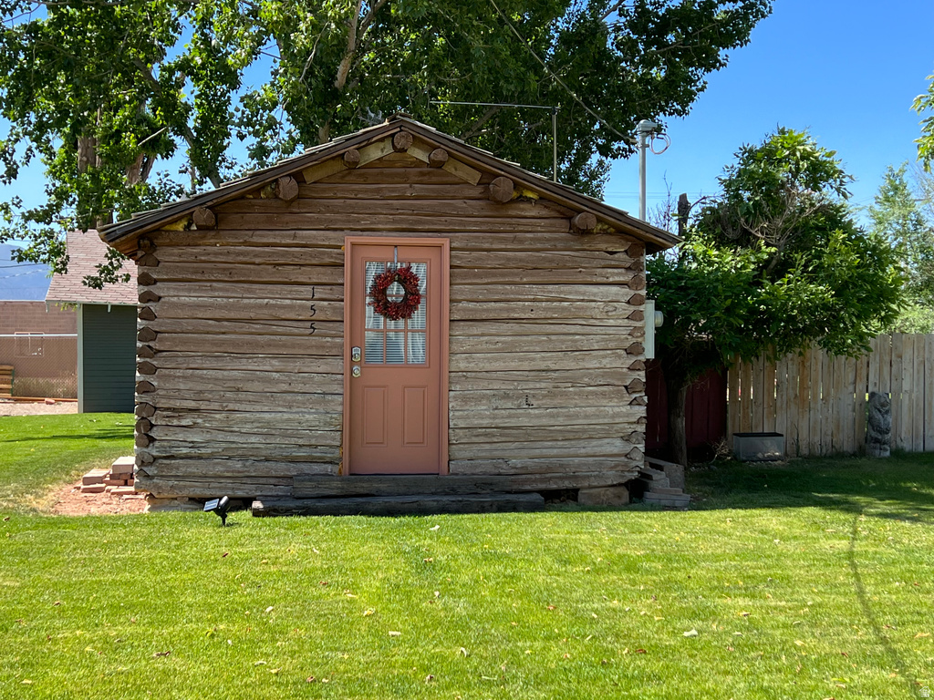 153 W 800 S Richfield, UT 84701