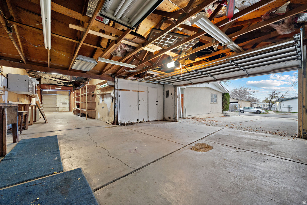 3827 W COUNTRY SQUIRE DR West Jordan, UT 84088