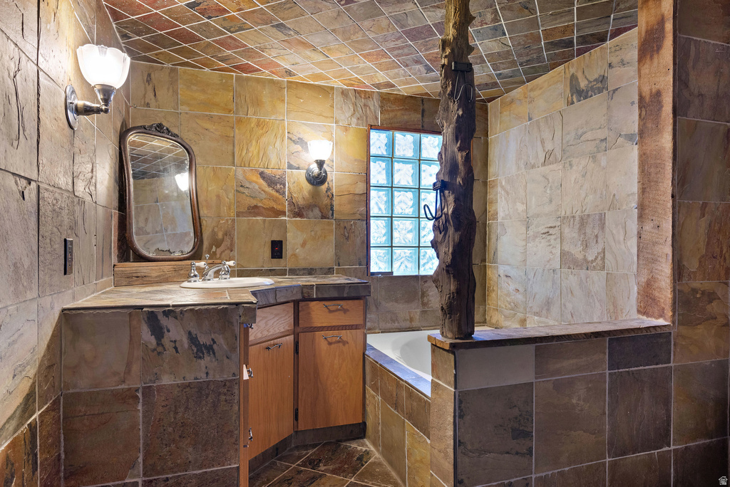 3827 W COUNTRY SQUIRE DR West Jordan, UT 84088