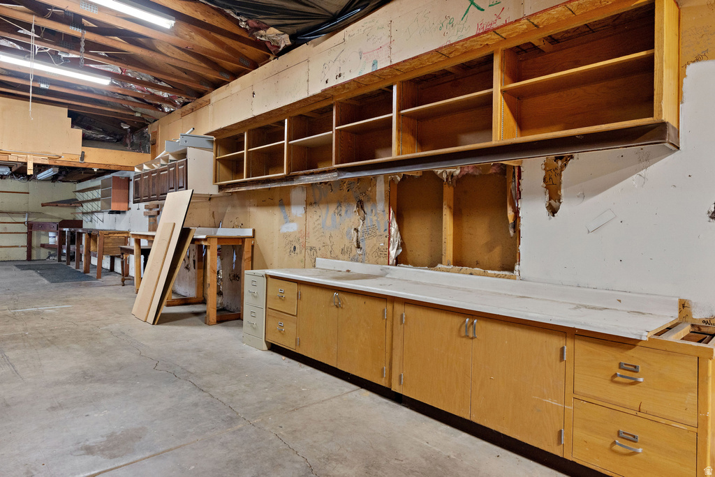 3827 W COUNTRY SQUIRE DR West Jordan, UT 84088