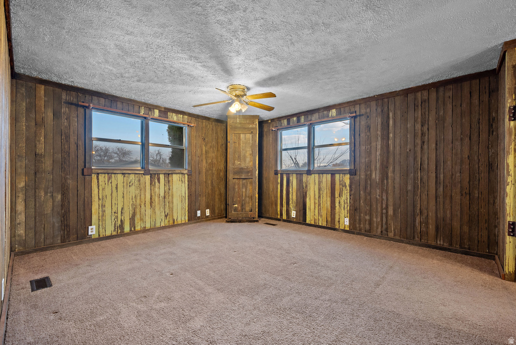 3827 W COUNTRY SQUIRE DR West Jordan, UT 84088