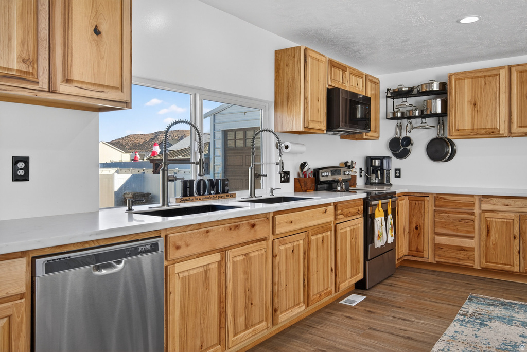 4072 N WHITE PINE RD Eagle Mountain, UT 84005