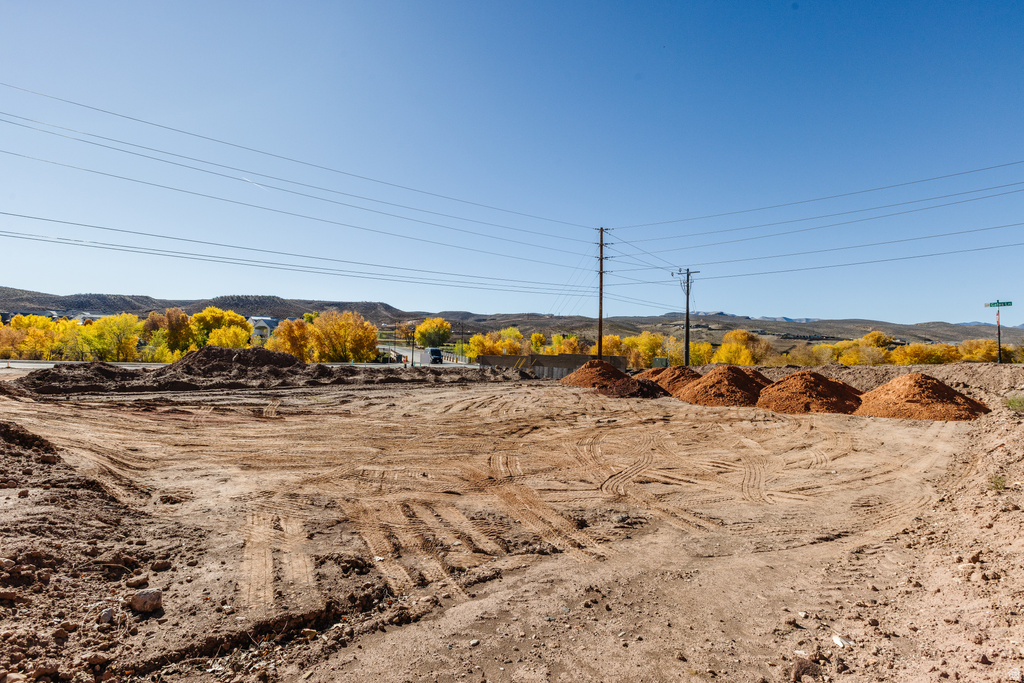 3265  SANTA CLARA DR Santa Clara, UT 84765