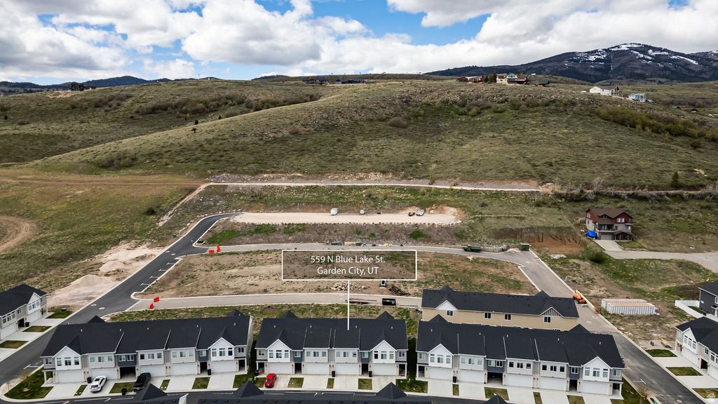 559 N BLUE LAKE ST Garden City, UT 84028