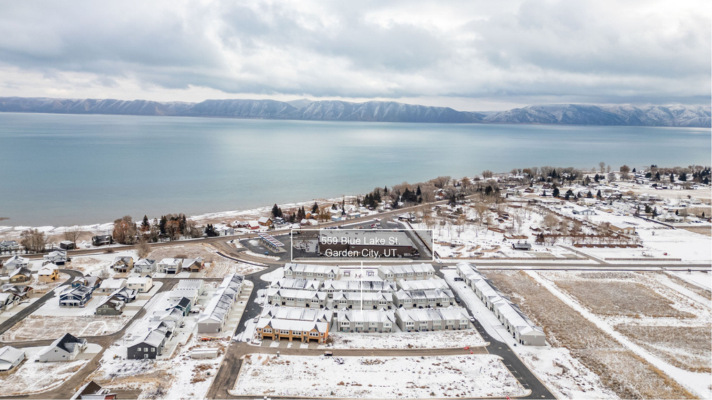 559 N BLUE LAKE ST Garden City, UT 84028
