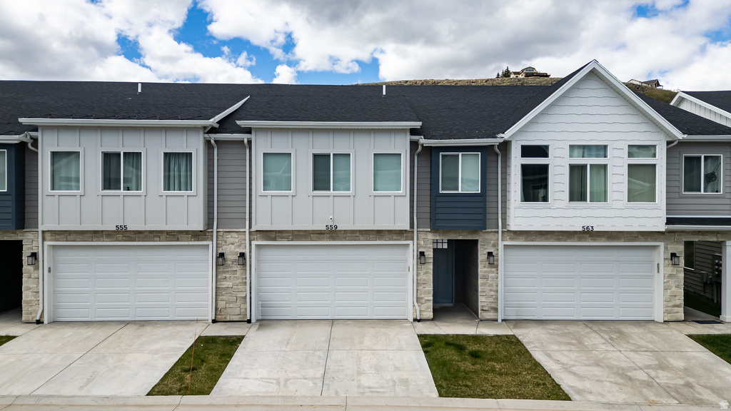 559 N BLUE LAKE ST Garden City, UT 84028