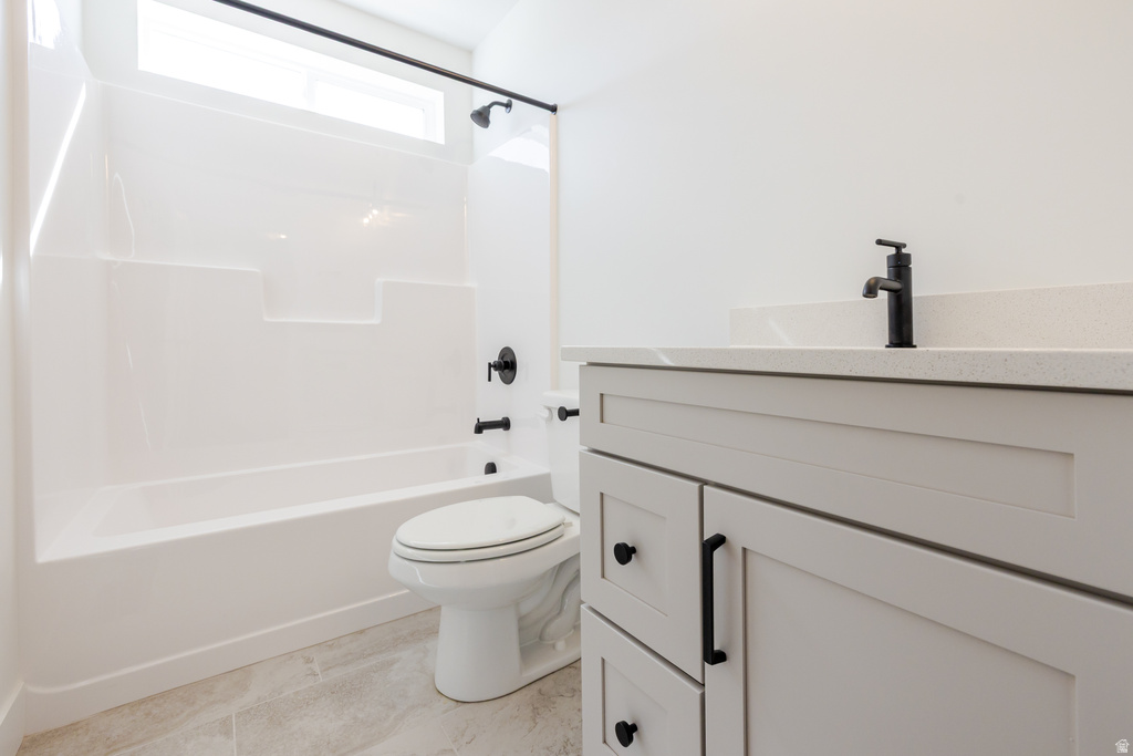 4463 N BROADSWORD LN #101 Eagle Mountain, UT 84005