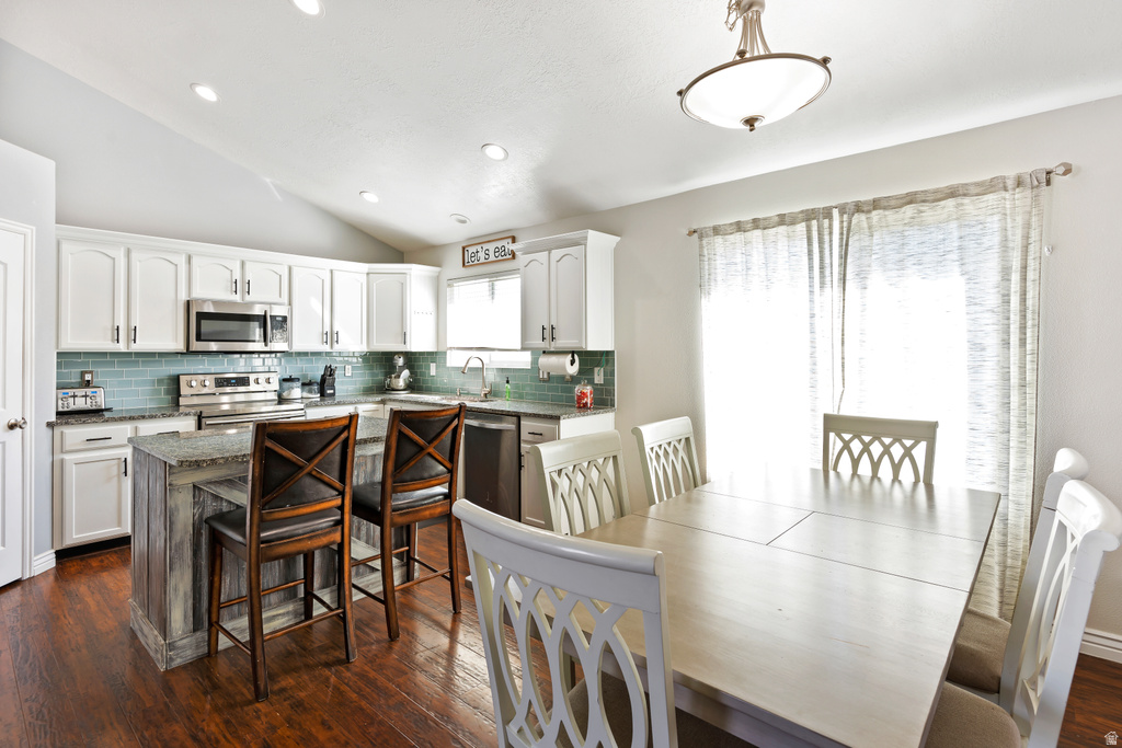 2083 W 2220 N Clinton, UT 84015