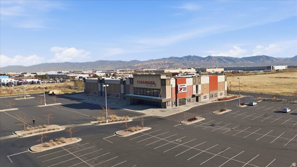 2221 S LESTER ST West Valley City, UT 84128