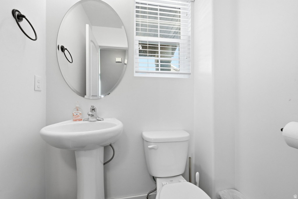 324 W WILLOW CREEK DR Saratoga Springs, UT 84045